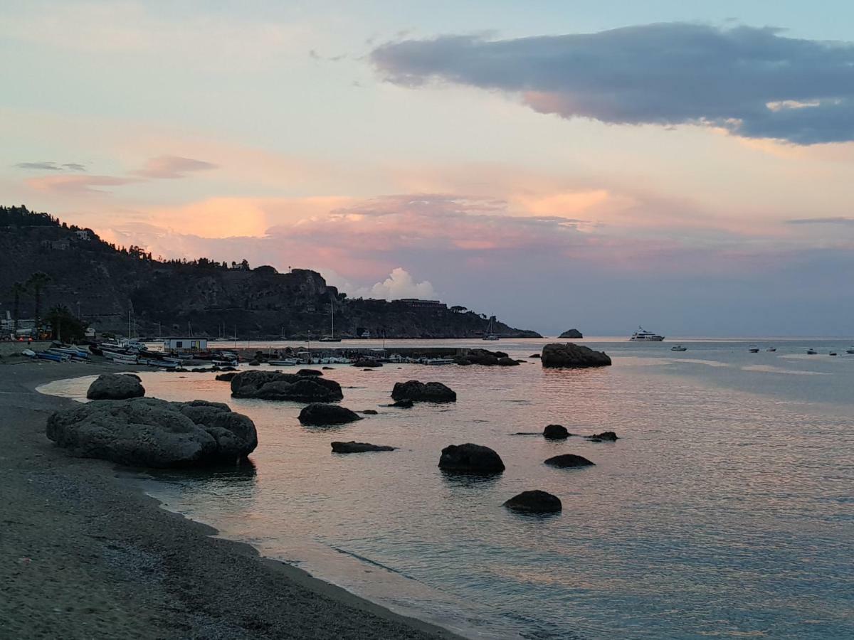 Apartament Casa Raffaella Giardini-Naxos Zewnętrze zdjęcie